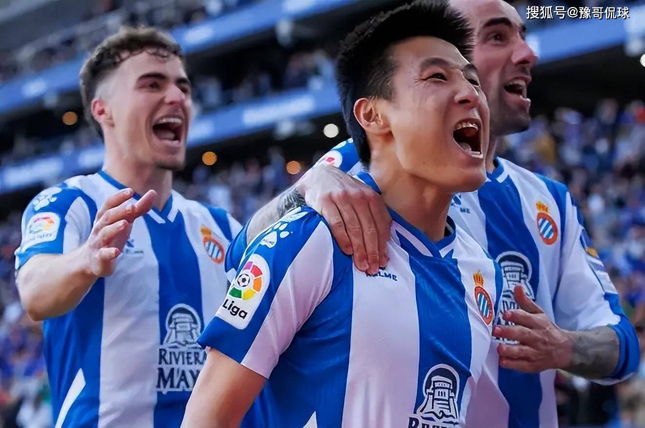 法兰克福客场大获全胜，稳住积分榜前列位置的简单介绍