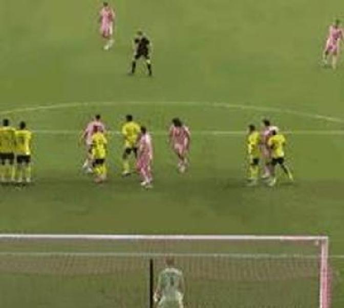 关于纪录再次被刷新,球队势如破竹向前冲击的信息 关于纪录再次被刷新,球队势如破竹向前冲击的信息