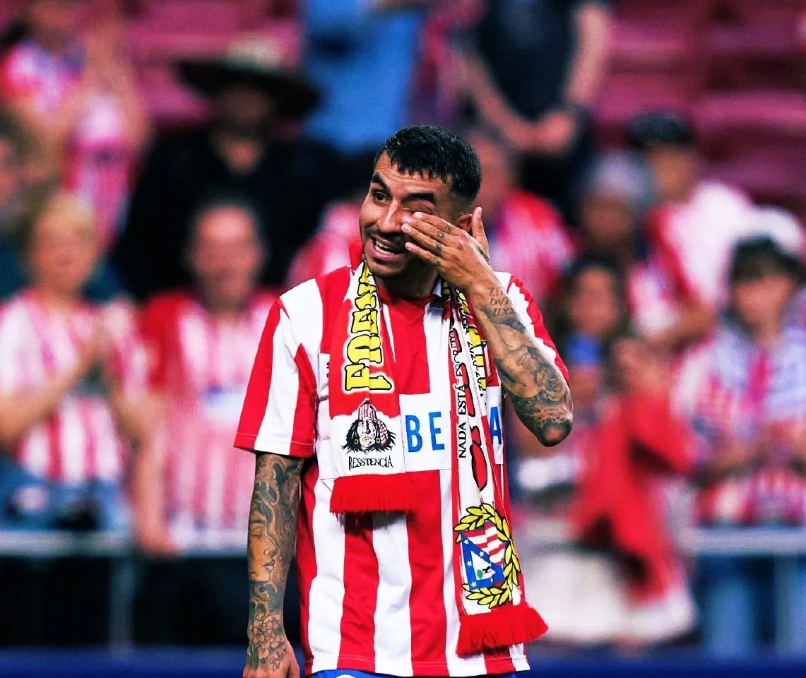 包含足球界转会市场疯狂，转会额飙升的词条