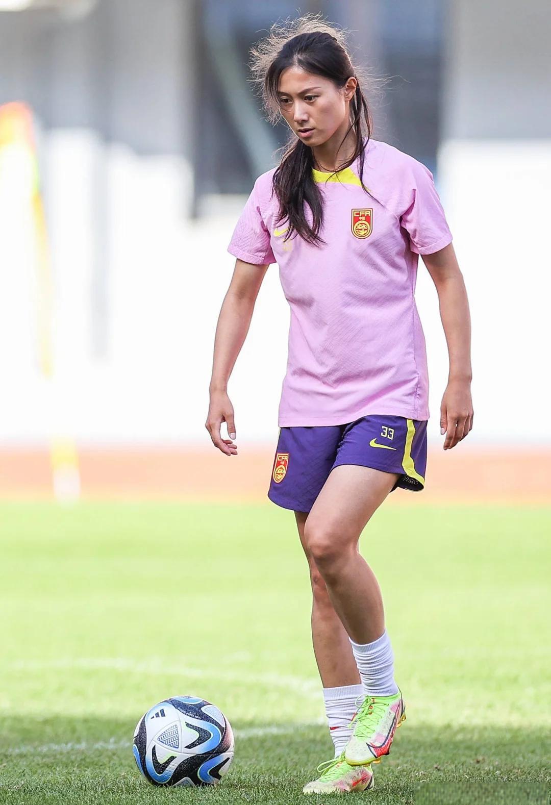 关于中国女足崭露头角,实力逐渐得到认可和肯定的信息 关于中国女足崭露头角,实力逐渐得到认可和肯定的信息