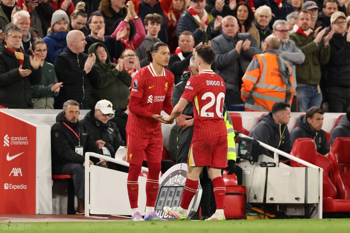 关于富勒姆遭遇横扫，重返英超难题重重的信息