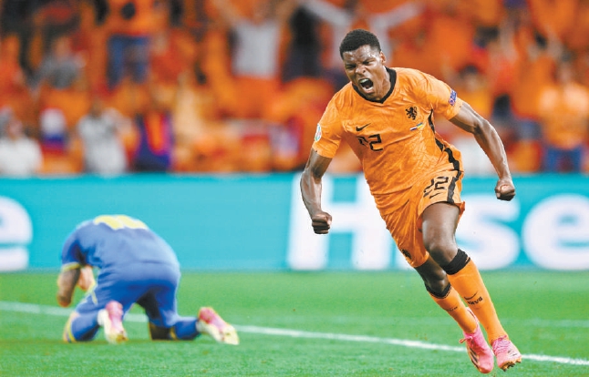 包含荷兰队完胜乌克兰队,获得开门红的词条 包含荷兰队完胜乌克兰队,获得开门红的词条